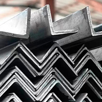 Уголок стальной 40 x 40 x 4,0 мм (3 м)