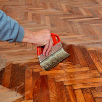 Лак для паркета и полов Alpina АКВА шелковисто-матовый, 2,5 л