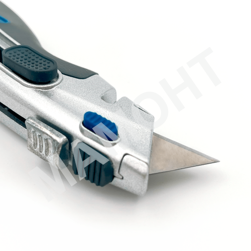 Нож пистолетный с выдвижным трапециевидным лезвием 18 мм МАМОНТ (INS-MMNT-1087)