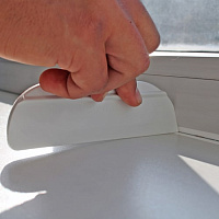 Шпатель двухсторонний резиновый 100 мм DECOR