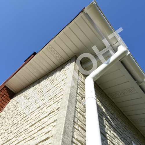 Софит с частичной перфорацией Ю-пласт Classic 3 м, Белый