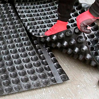 Герметизирующая лента самоклеящаяся Технониколь PLANTERBAND, 100 мм х 10 м