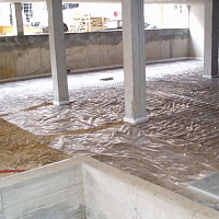 Пленка под стяжку прозрачная (первичная) 120 мкм (1 пог.м. = 3 м2)