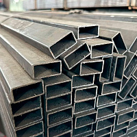 Труба профильная стальная 40*20*2,0 мм (6 м)