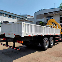 Лента сигнальная светоотражающая самоклеящаяся 50 мм х 5 м, красно-белая ADMIRAL