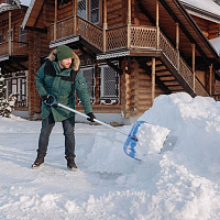 Лопата снеговая из поликарбоната 465 х 430 мм с алюминиевым черенком Fachmann Garten (05.013)