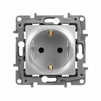 Розетка Legrand ETIKA с заземлением со шторками, алюминий