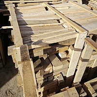 Доски от поддонов на дрова