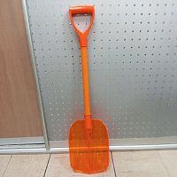 Лопата снеговая автомобильная из поликарбоната 220 х 340 мм со съемной ручкой 86 см