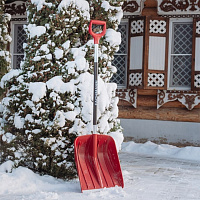 Лопата снеговая пластиковая 370 х 440 мм с алюминиевым черенком Fachmann Garten (05.001)